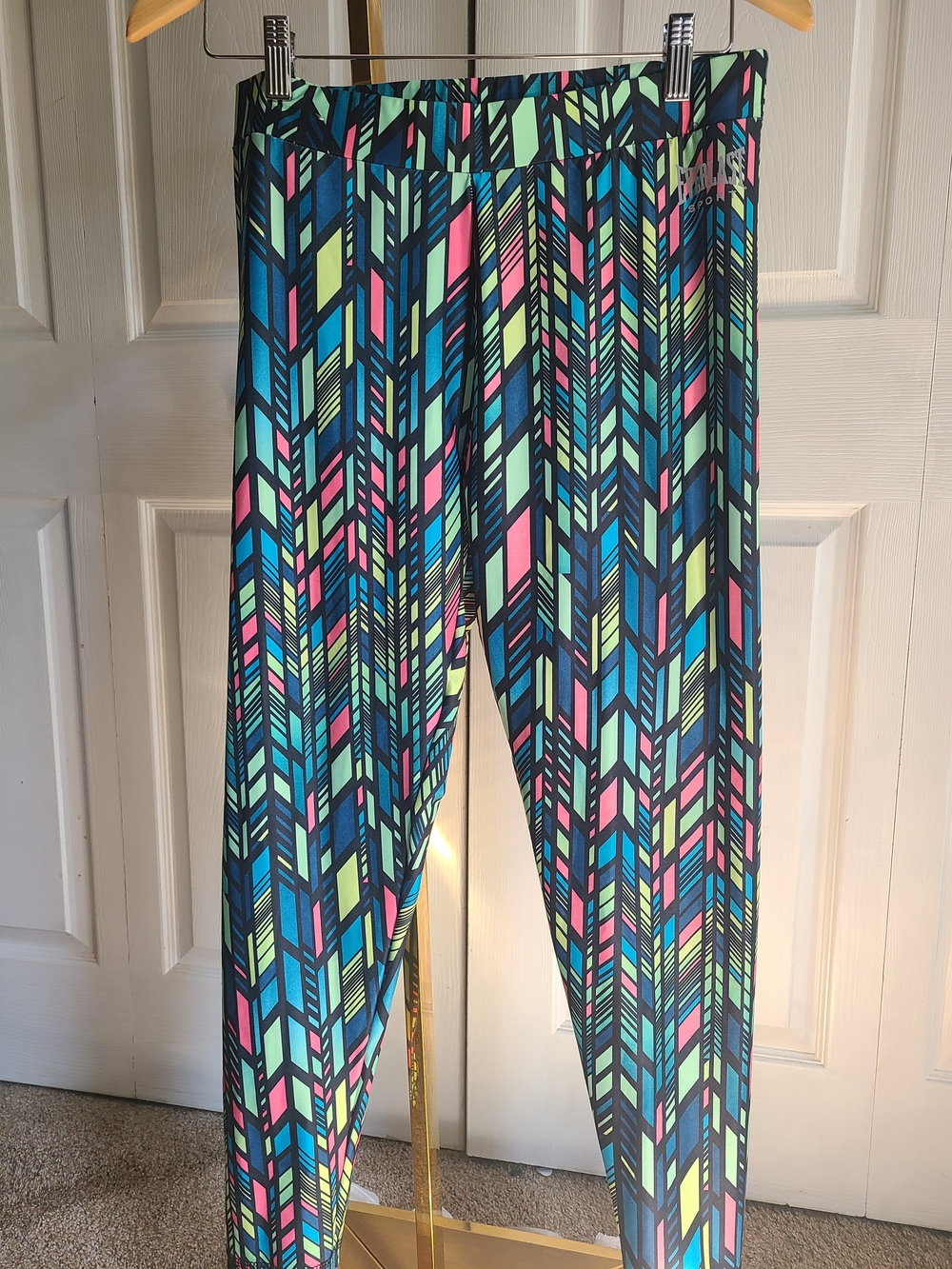Everlast Geometric Print Leggings in Blue, Pink & Mint